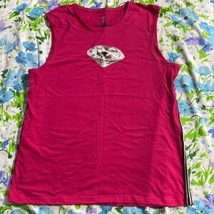 ACTUAL REAL DIAMOND PRINT, size M in women’s, HOT PINK